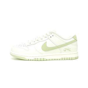 Nike SB Dunk Low 扣篮系列低帮休闲运动滑板板鞋“米白绿春日来信涂鸦”WG0212-016 Size：36 36.5 37.5 38 38.5 39 40