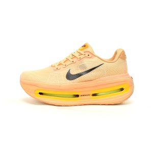 Nike Vomero Premium HQ2050-100