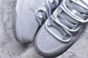 Nike SB Dunk Low White Green Men's & Women's Skate Shoes – Lace-Up Discount