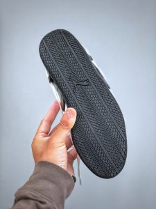 Rosé x Puma Speedcat Leather White Black Sale | Unisex Retro Sneakers