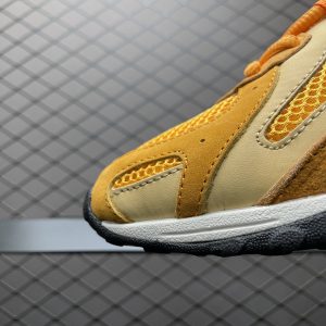 KITH x New Balance 204L Yellow Silver Unisex Retro Jogging Shoes - Discounted Vintage Streetwear Sneakers