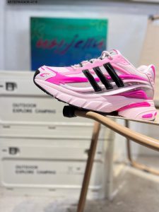 Pharrell Williams x Adidas Adistar Jellyfish Pink Black Men's & Women's Retro Breathable Cushioned Running Shoes - 60% Discount