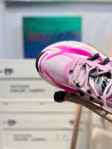 Pharrell Williams x Adidas Adistar Jellyfish Pink Black Men's & Women's Retro Breathable Cushioned Running Shoes - 60% Discount