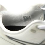 Asics Gel-Kayano 32 White Black Unisex Running Shoes – Ultra Lightweight & On Sale