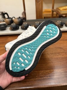 Nike Vomero Plus White Green Unisex Lightweight Thick-Sole Cushioned Road Running Casual Sneakers 50% Off​