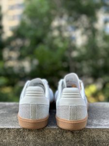 Adidas Originals Samba OG Shiny Pack Silver Unisex Versatile Low-Top Casual Sneakers 30% Off Adidas Originals Samba OG Shiny Pack Silver Unisex Versatile Low-Top Casual Sneakers 30% Off