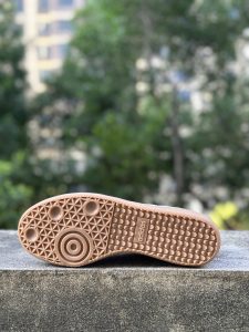 Adidas Originals Samba OG Shiny Pack Silver Unisex Versatile Low-Top Casual Sneakers 30% Off Adidas Originals Samba OG Shiny Pack Silver Unisex Versatile Low-Top Casual Sneakers 30% Off