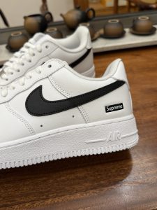 Supreme x Nike Air Force 1 '07 Low White Men's & Women's Classic Versatile Casual Sneakers 50% Off​