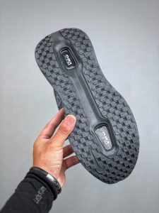 Nike Vomero Premium Men’s & Women’s Lightweight Chunky Sole Sports Shoes