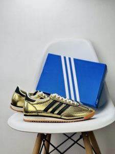 Adidas SL72 OG Gold Sneakers – Men’s & Women’s Retro Running Shoes