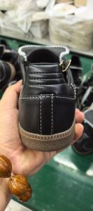 Adidas Originals Samba LT Sneakers – Men’s & Women’s Classic Lightweight Shoes​