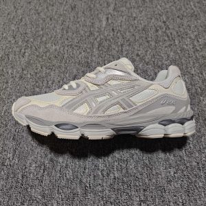 ASICS Gel-NYC Cream White Men’s & Women’s Running Shoes – Casual Joggers ASICS Gel-NYC Cream White Men’s & Women’s Running Shoes – Casual Joggers