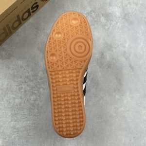 Adidas Samba Decon White Leather Sneakers Men Women Adidas Samba Decon White Leather Sneakers Men Women