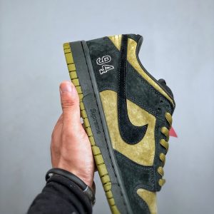 Nike SB Dunk Low Pro x Supreme Suede Men’s and Women’s Casual Skate Shoes​