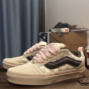 POP MART x Vans Knu Skool SPACE MOLLY Beige Suede Skate Sneakers Men Women​