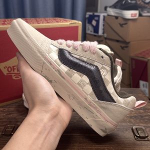 POP MART x Vans Knu Skool SPACE MOLLY Beige Suede Skate Sneakers Men Women​