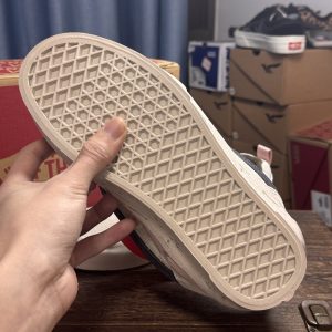 POP MART x Vans Knu Skool SPACE MOLLY Beige Suede Skate Sneakers Men Women​