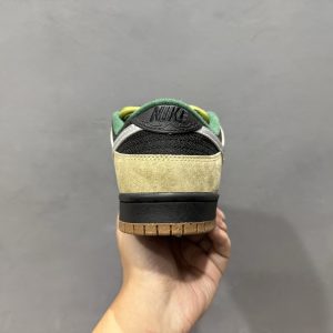 Nike SB Dunk Low Retro Khaki Sneakers for Men and Women​