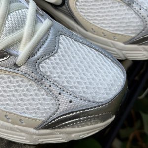 Nike V5 RNR Beige Silver Classic Jogging Shoes for Men and Women​