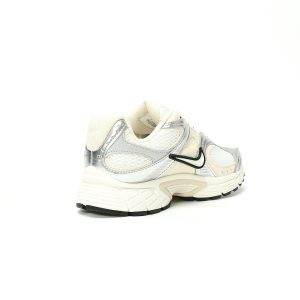 Nike V5 RNR Beige Silver Classic Jogging Shoes for Men and Women​