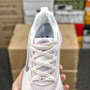 Nike Vomero 18 ZoomX White Pink Lightweight Thick Sole Women’s Running Shoes​