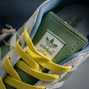 Adidas Gazelle Indoor Trainers Off White Retro Sneakers for Men and Women​