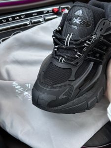 Pharrell Williams x Adidas Virginia Adistar Jellyfish Classic Black Casual Sneakers for Men and Women​