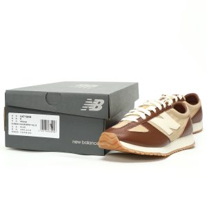 New Balance U471 Leather Khaki Classic Sneakers for Men and Women