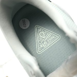 Nike Vomero 18 ZoomX Grey Road Running Shoes Men’s and Women’s​