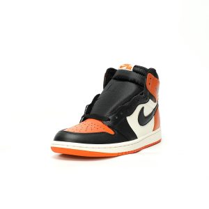 Nike Air Jordan 1 Retro High OG Men’s and Women’s Retro Basketball Shoes – Iconic High-Top Leather Sneakers