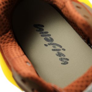 Adidas Virginia Adistar Jellyfish Brown Retro Lifestyle Sneakers for Men and Women – Bold Brown Jellyfish Design Chunky Streetwear Shoes​