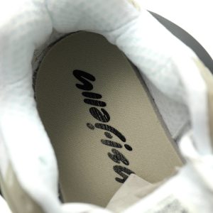 Adidas Virginia Adistar Jellyfish Grey Retro Lifestyle Sneakers for Men and Women – Bold Grey Jellyfish Design Chunky Streetwear Shoes