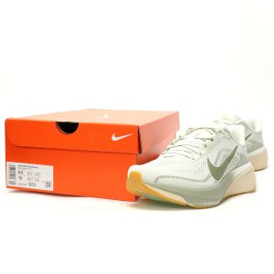Nike Air Zoom Pegasus 42 Premium Extra Wide Nike Air Zoom Pegasus 42 Premium Extra Wide