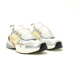 Nike Wmns V2K Runtekk Low Nike Wmns V2K Runtekk Low