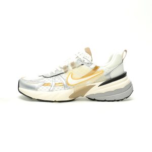 Nike Wmns V2K Runtekk Low"White/Khaki/Metallic Silver" H7245-100
