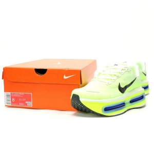 Nike Vomero Premium HQ2050-702 Nike Vomero Premium HQ2050-702