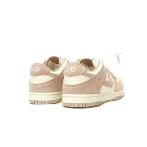 Nike SB Dunk Low Nike SB Dunk Low