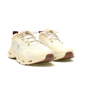 Loewe x On Cloudsolo Low Top Running Shoes Beige Burgundy Lightweight Sneakers Loewe x On Cloudsolo Low Top Running Shoes Beige Burgundy Lightweight Sneakers