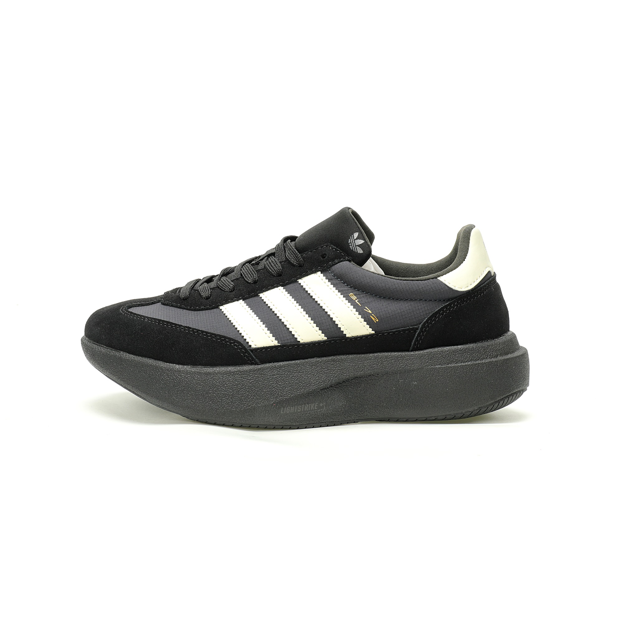 adidas SL 72 Pro Black White Suede Nylon LIGHTSTRIKE+ Sneakers KK3073 adidas SL 72 Pro Black White Suede Nylon LIGHTSTRIKE+ Sneakers KK3073