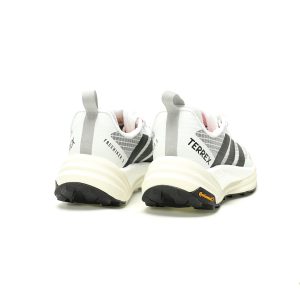 adidas Terrex Freehiker 3 Low GTX White Black Primeknit Boost Continental Hiking Shoes KI8275 adidas Terrex Freehiker 3 Low GTX White Black Primeknit Boost Continental Hiking Shoes KI8275